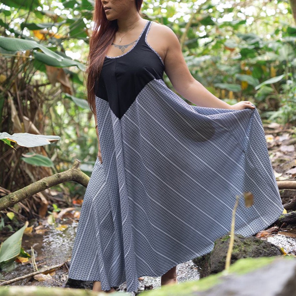 Nohopaipai Dress | Black & White Maka Oeno